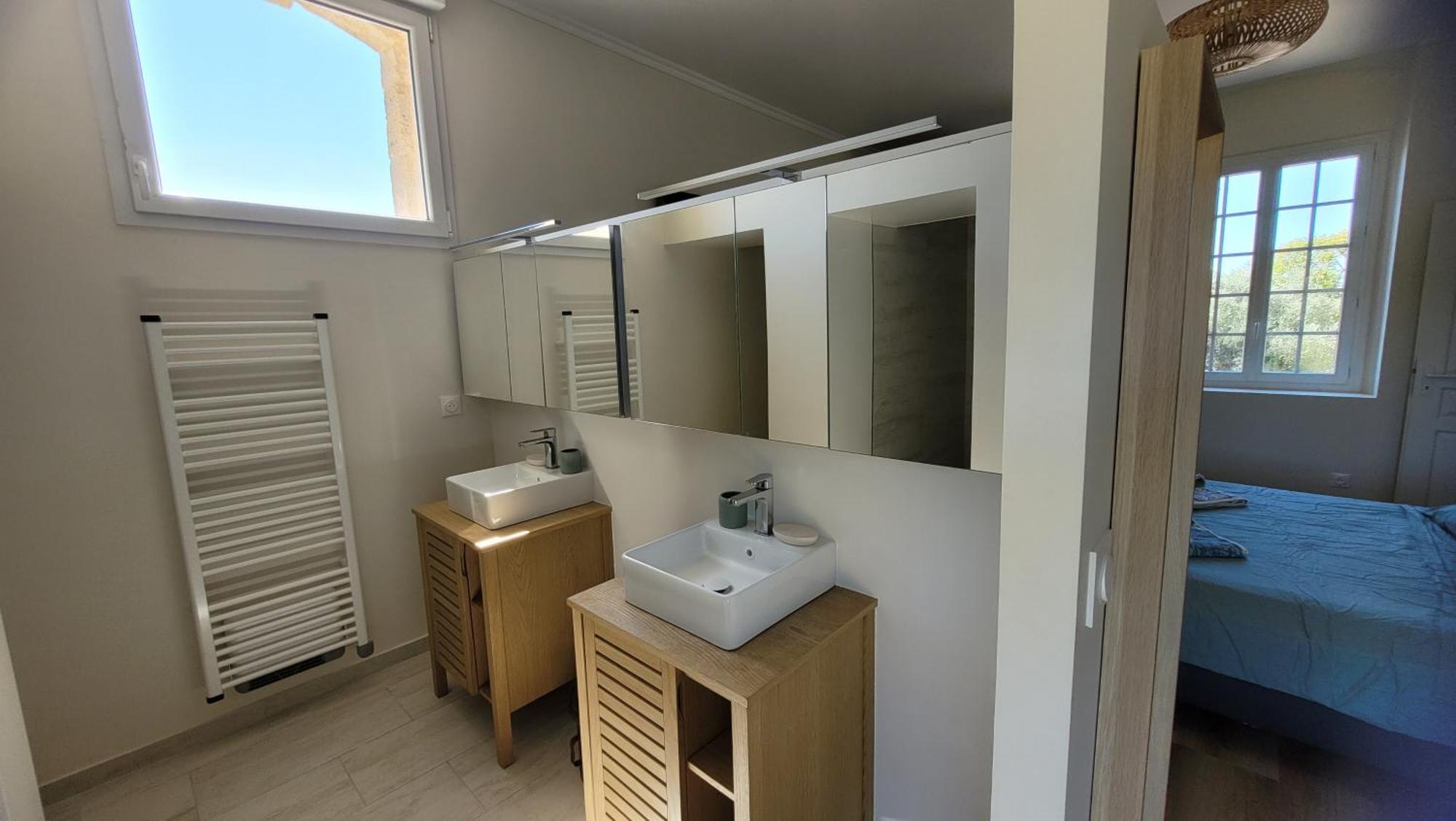 La Pinede, Logement Privatif Au Chateau Aumes Extérieur photo